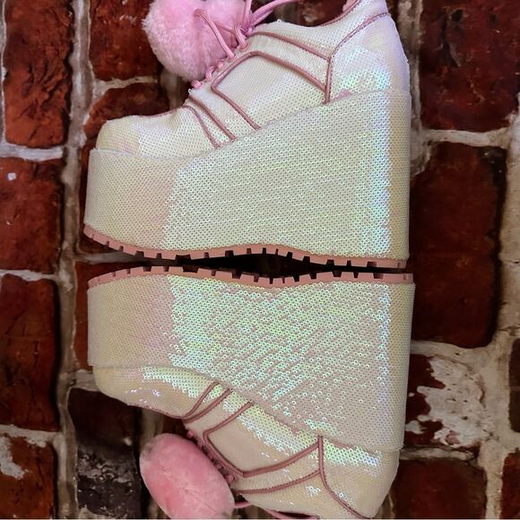 NWT Sugar Thrillz opalescent sequin heart plush cascade dreams platforms Sz 7 - Picture 5 of 10